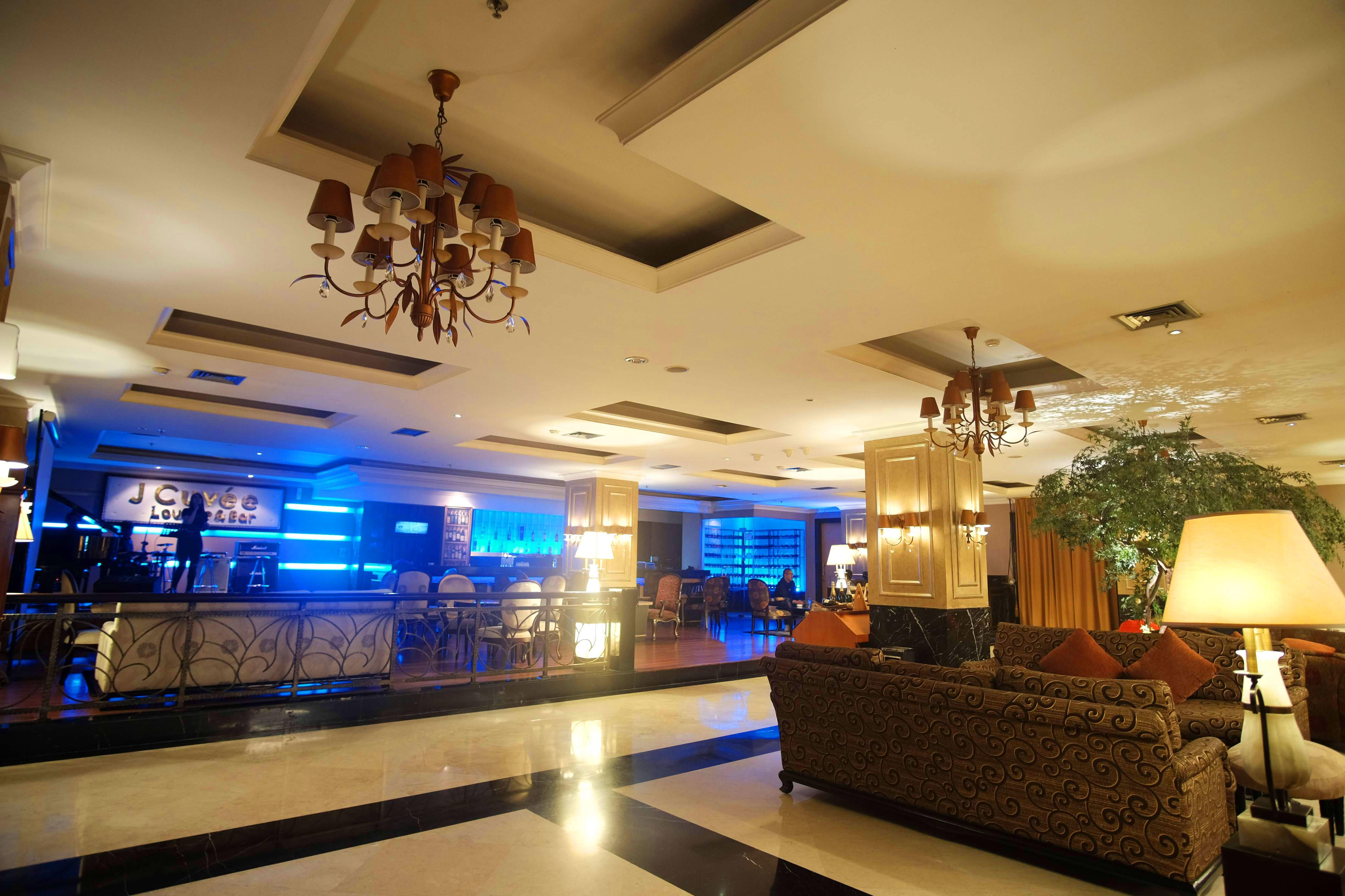 Grand Jatra Hotel Pekanbaru Εξωτερικό φωτογραφία