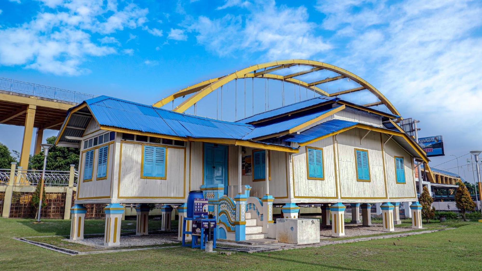 Grand Jatra Hotel Pekanbaru Εξωτερικό φωτογραφία