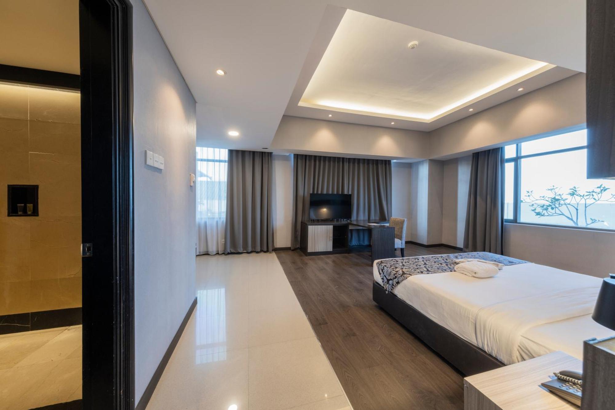 Grand Jatra Hotel Pekanbaru Εξωτερικό φωτογραφία