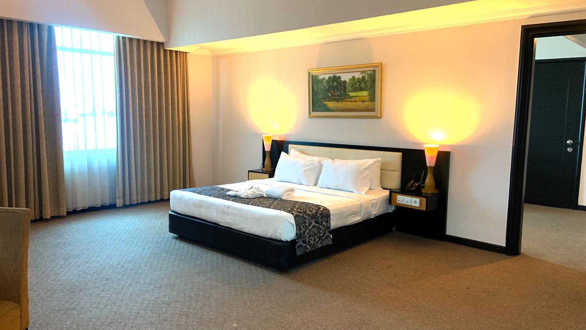 Grand Jatra Hotel Pekanbaru Εξωτερικό φωτογραφία