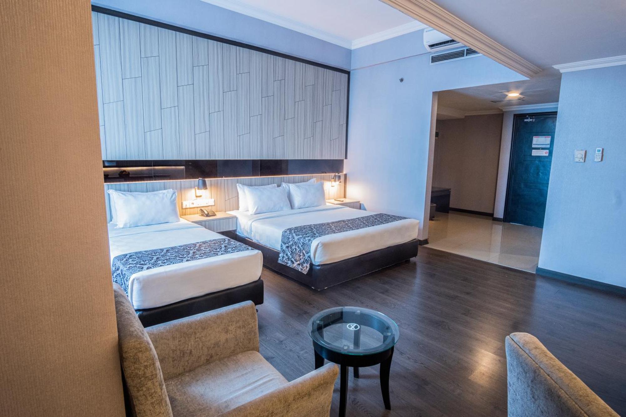 Grand Jatra Hotel Pekanbaru Εξωτερικό φωτογραφία