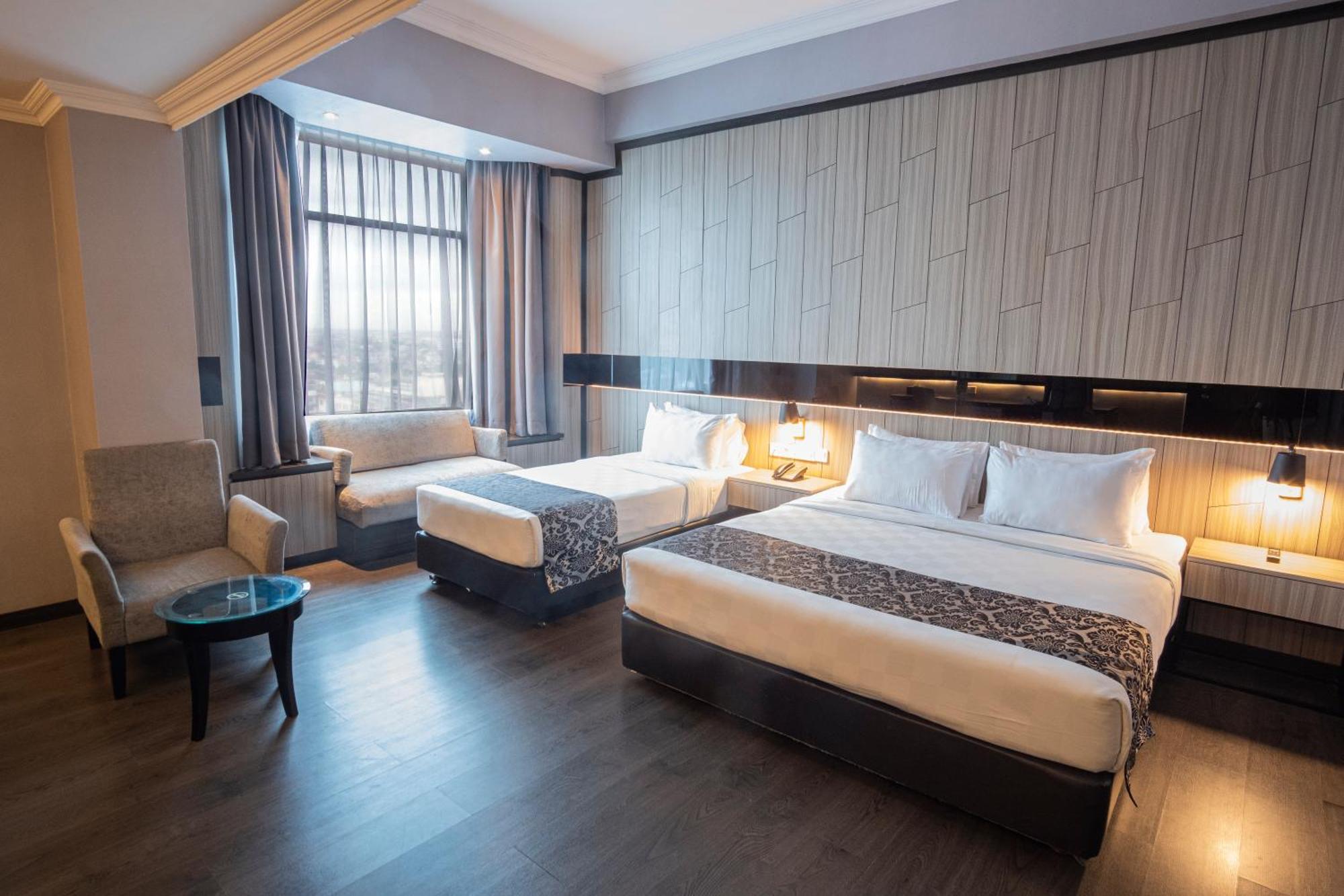 Grand Jatra Hotel Pekanbaru Εξωτερικό φωτογραφία